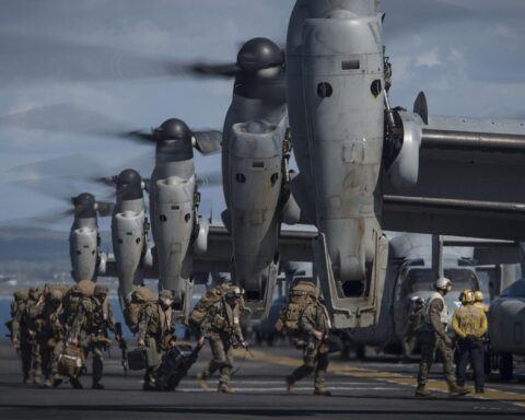 Les États-Unis déploient des milliers de marines au Moyen-Orient pour des opérations de crise