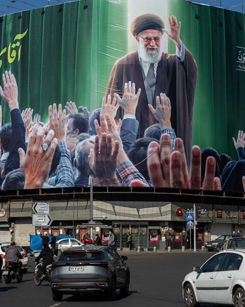 Les mollahs iraniens, acteurs clés du coup de 1953, face à un avenir incertain
