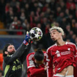 Ligue des champions : Liverpool écrase Galatasaray et affrontera le PSG en quarts de finale, tandis que le Sénégal perd son titre de champion.