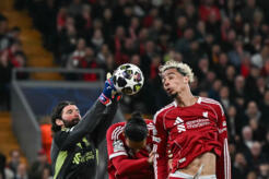 Ligue des champions : Liverpool écrase Galatasaray et affrontera le PSG en quarts de finale, tandis que le Sénégal perd son titre de champion.