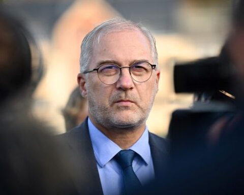 Lorient : Fabrice Loher (UDI) réélu maire dans un scrutin serré contre Damien Girard (écologiste)