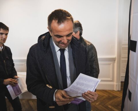 Michaël Delafosse revendique la victoire aux municipales de Montpellier avec près de 51 % des voix