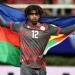 Mondial 2026 : la Nouvelle-Calédonie éliminée en demi-finale des barrages par la Jamaïque. Les Bleus ajustent leurs stratégies à Bos.