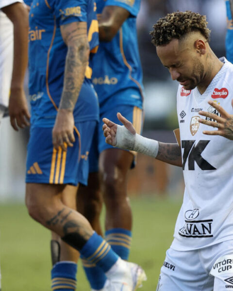 Mondial 2026 : l'équipe d'Iran pourrait jouer sans Neymar, qui n'est pas sélectionné par Ancelotti.