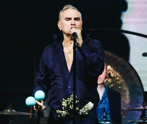 Morrissey et son nouvel album « Make-Up Is a Lie » : une œuvre à découvrir malgré les controverses