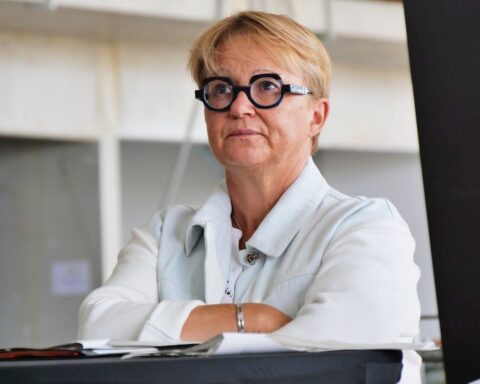 Municipales 2026 à Rennes : Nathalie Appéré avance en tête, RN éliminé du second tour