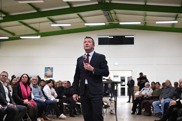 Municipales 2026 : le mandat des maires pourrait être prolongé à sept ans en raison d'élections entremêlées