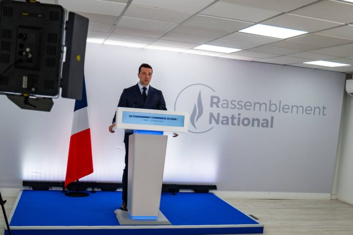 Municipales 2026 : le Rassemblement national annonce une percée historique malgré des échecs à Marseille et Toulon