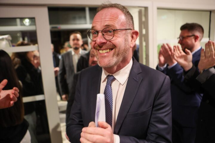 Municipales 2026 : Le Rassemblement national remporte des succès notables dans plusieurs villes françaises