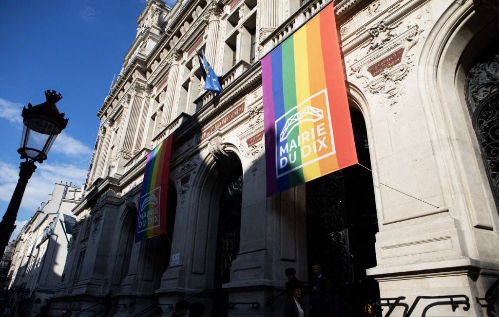 Municipales 2026 : quel engagement des candidats pour les droits LGBTI + ?