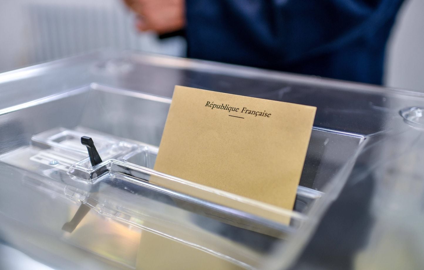 Municipales 2026 : un maire sortant de Narbonne échoue à la réélection d'une voix seulement