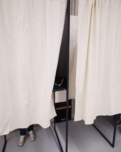 Municipales 2026 : un village de l'Aude a élu son maire par un vote basé sur l'âge