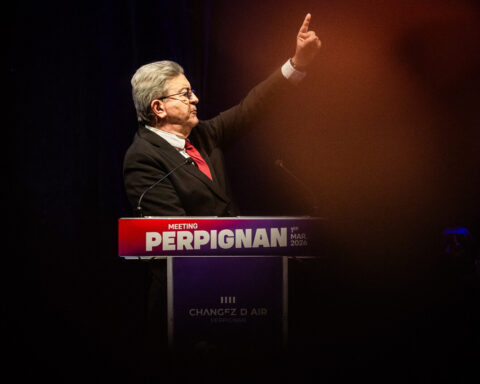 Pour les municipales, le PS se dissocie définitivement de LFI : les alliances locales demeurent envisageables