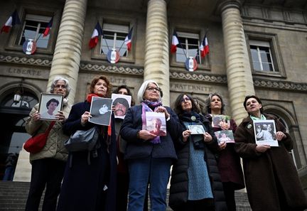 Procès en appel de Nicolas Sarkozy : les proches des victimes de l'attentat du DC-10 réclament justice