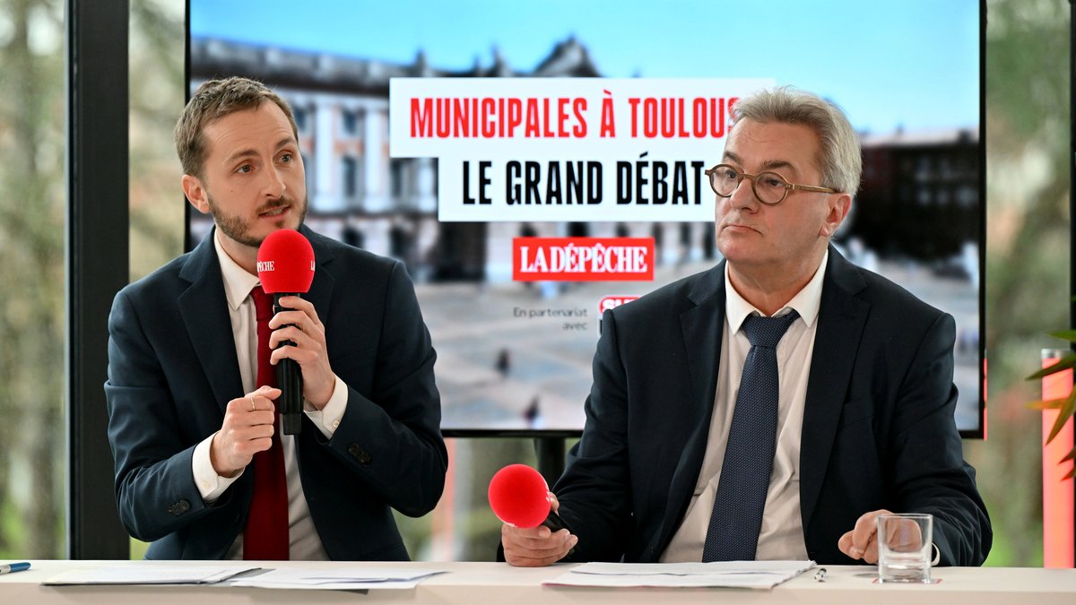 Rassemblement citoyen à Toulouse pour appeler à l'union de la gauche au second tour des municipales