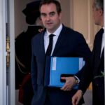 Sébastien Lecornu met en garde contre des mesures « démagogiques » face à la volatilité des prix des carburants