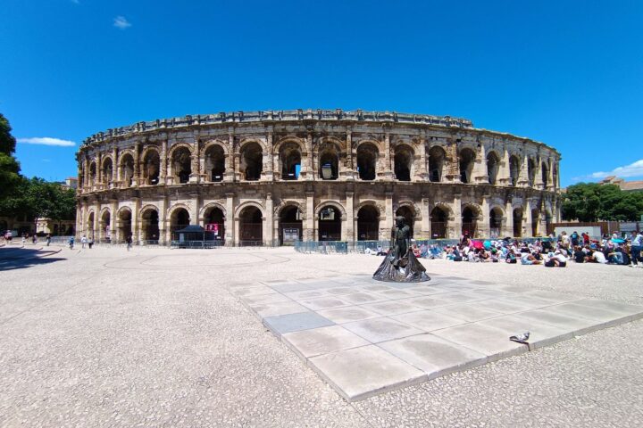 Sondage Ipsos-BVA : les intentions de vote à Nîmes à une semaine des municipales de 2026
