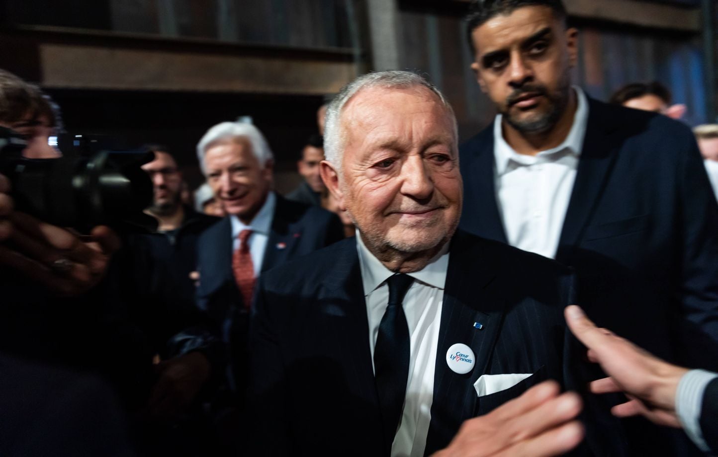 Sondage sur les municipales 2026 à Lyon : Aulas en tête des intentions de vote à deux semaines des élections