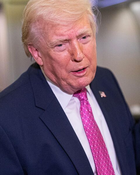 Trump semble soutenir le changement de régime en Iran après l'assassinat de son dirigeant