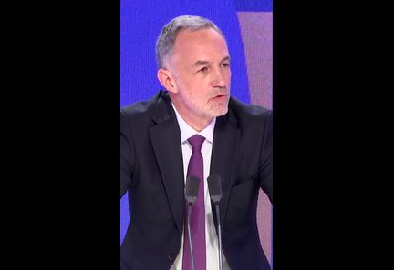 Vente du Parc des Princes : le maire Emmanuel Grégoire espère un accord avant la fin de l'été