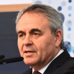 Xavier Bertrand plaide pour un front uni contre La France insoumise à Roubaix
