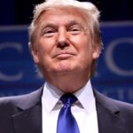 950 millions investis dans le pétrole avant l'annonce de Trump : simple intuition ou délit d'initié ?