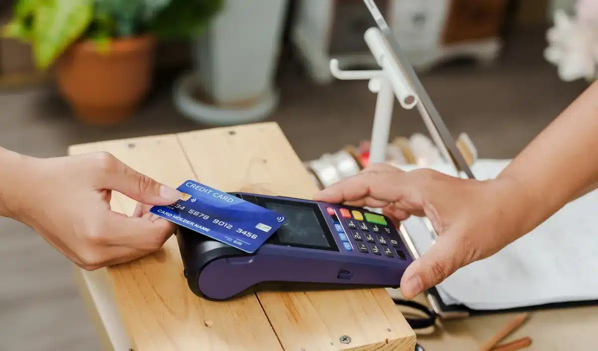 Adieu au code à 4 chiffres : découvrez les véritables impacts de la biométrie sur vos paiements quotidiens.