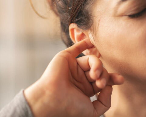 Allergies : comprendre la fatigue et les démangeaisons des oreilles et du palais