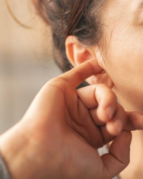 Allergies : comprendre la fatigue et les démangeaisons des oreilles et du palais