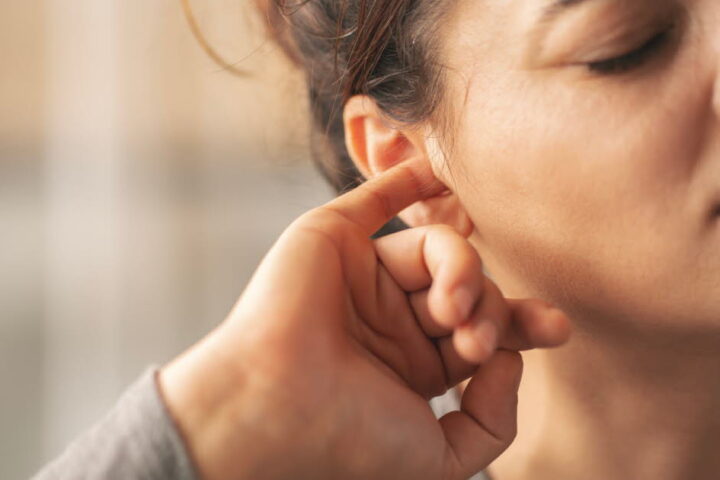 Allergies : comprendre la fatigue et les démangeaisons des oreilles et du palais