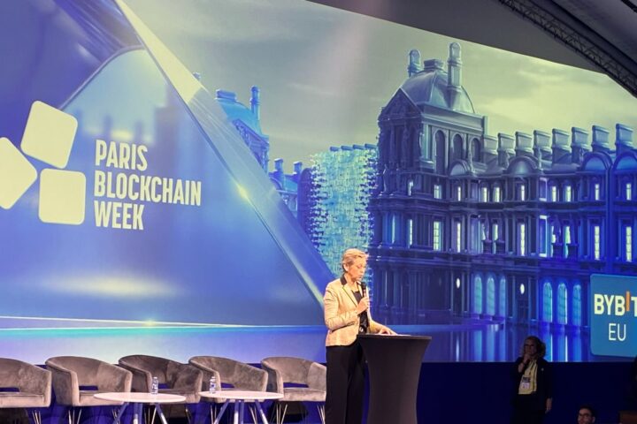 Anne Le Hénanff soutient l'industrie crypto à l'ouverture de la Paris Blockchain Week au Louvre