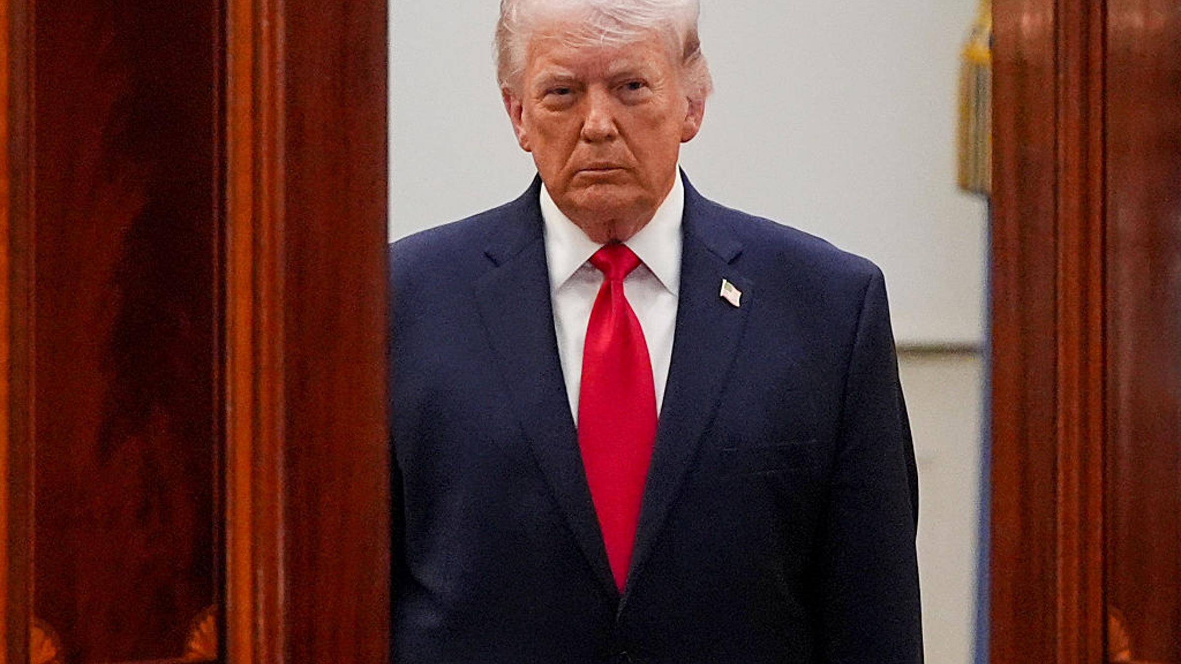 Appel croissant à l'invocation de la section quatre du 25ème amendement contre Trump