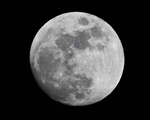 Artémis 2 : sept faits clés avant le survol historique de la Lune par les astronautes