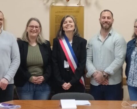 Céline Thomas, ancienne Parisienne, élue maire de Toutlemonde trois mois après son arrivée