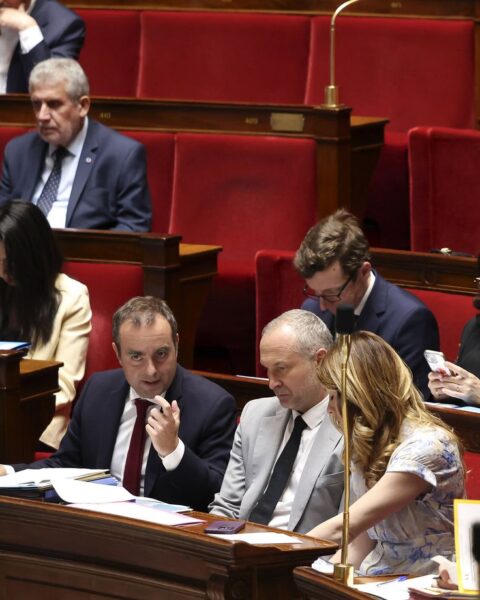 Déclarations de patrimoine des ministres du gouvernement Lecornu : des richesses contrastées et des comptes à découvert