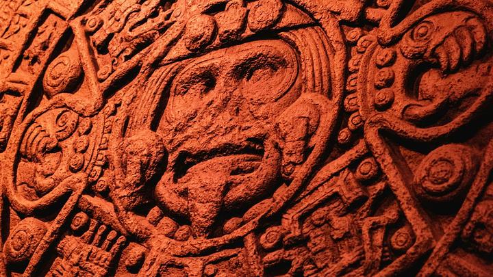 Découverte d'un autel sacrificiel et de crânes humains à Tula, au Mexique