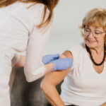 Efficacité du vaccin contre la grippe à 30 % pour la saison 2025-2026 selon Santé publique France