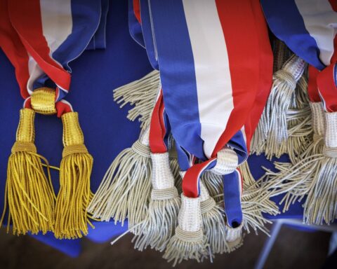 Élections municipales 2026 : des jeunes maires font leur apparition, affirmant : « On doit prouver davantage »