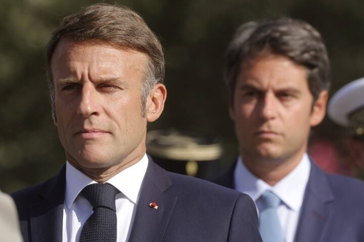 Emmanuel Macron envisage de lire le livre de Gabriel Attal, mais il ne l'a pas encore reçu
