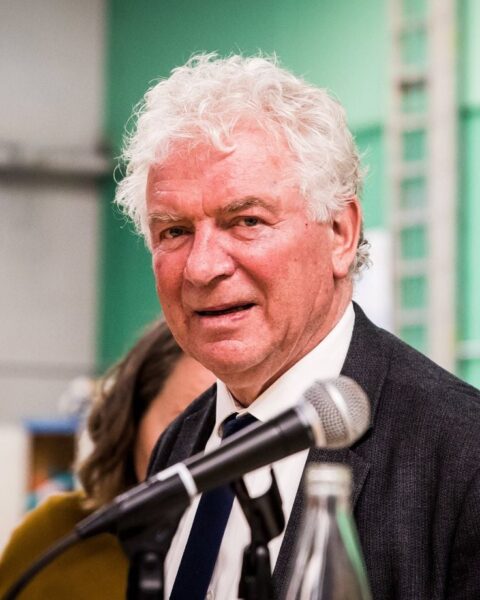 François Cuillandre, ancien maire de Brest, se présente comme conseiller à Molène pour les élections de mai