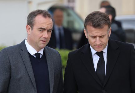 Hausse des prix des carburants : le gouvernement refuse une aide globale malgré la situation économique