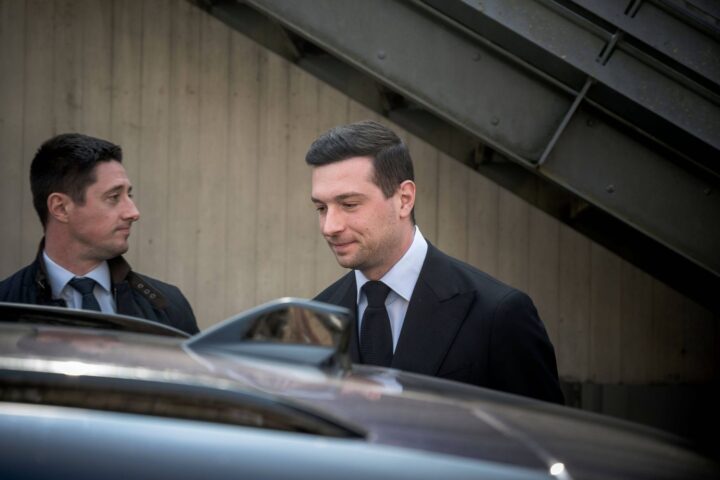 Jordan Bardella officialise sa relation avec Maria Carolina de Bourbon des Deux-Siciles en pleine campagne présidentielle