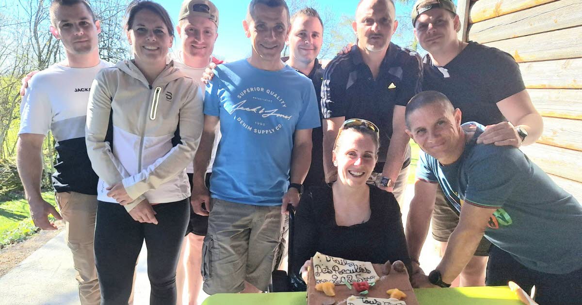 Jura. Une pompière blessée se prépare à courir un trail de 21 km sur des béquilles