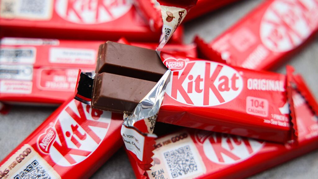 KitKat intensifie ses efforts pour retrouver 400 000 barres de chocolat volées