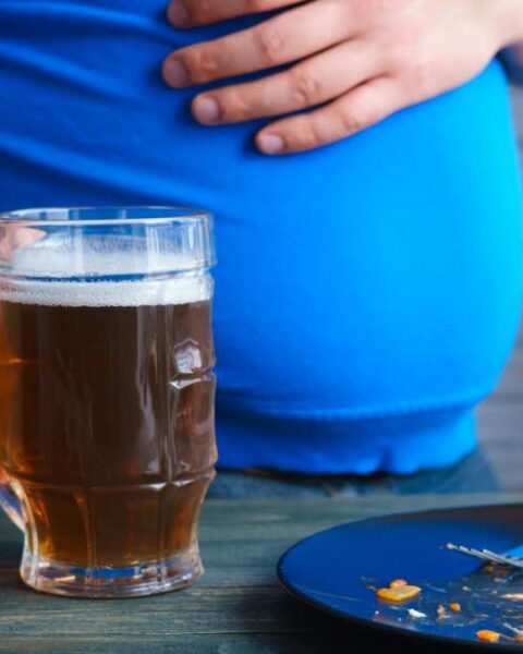 La bière n'est pas responsable du « ventre à bière », affirment des experts en nutrition