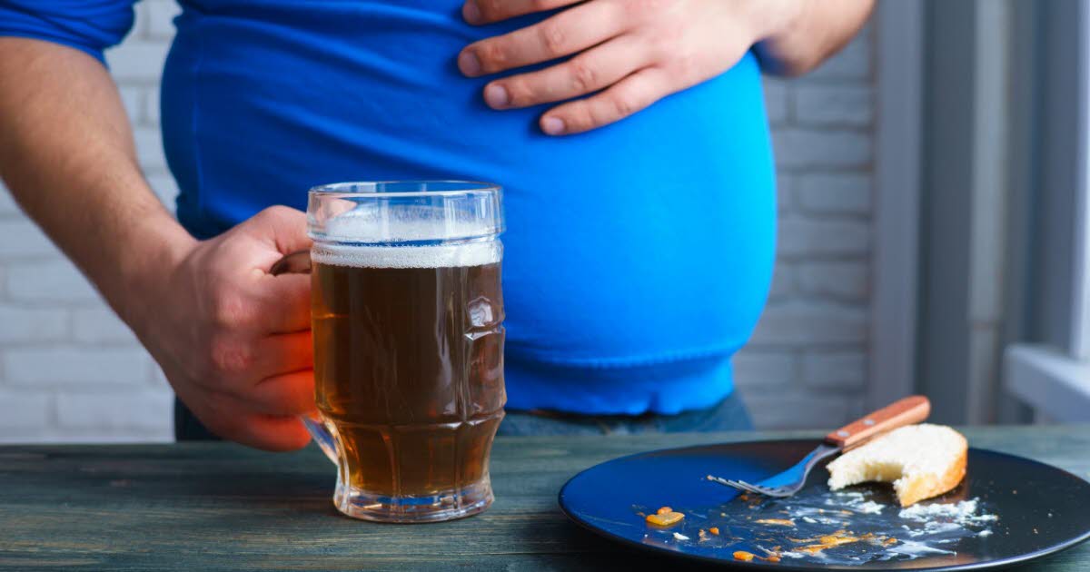 La bière n'est pas responsable du « ventre à bière », affirment des experts en nutrition