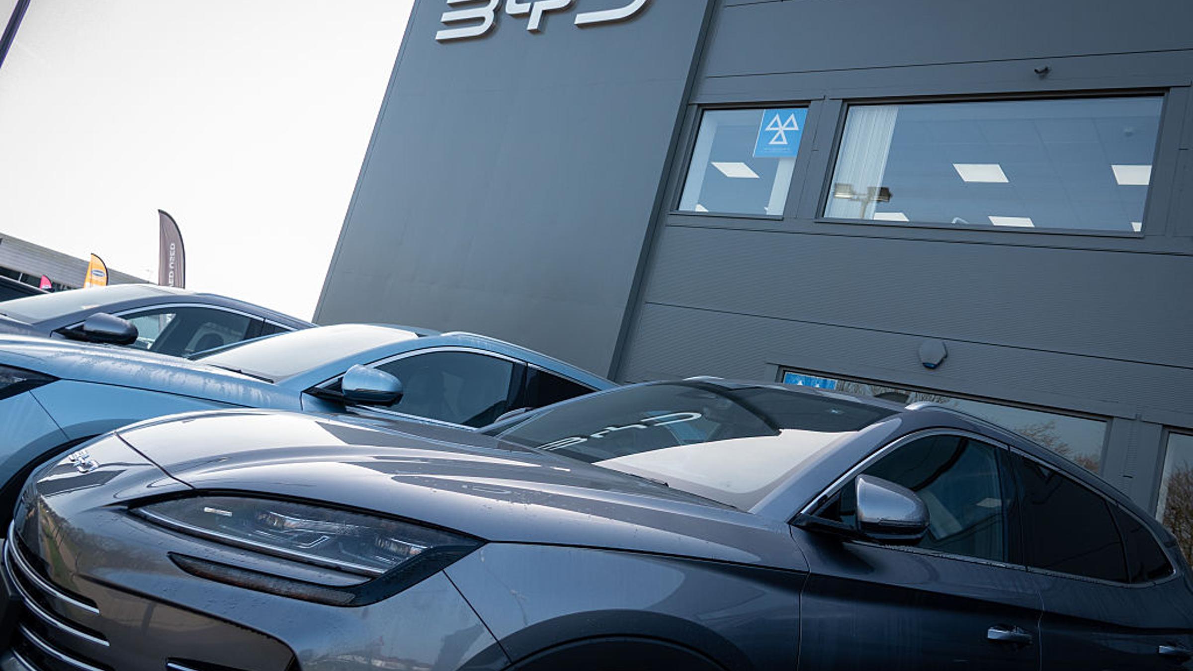 La guerre en Iran stimule un intérêt mondial croissant pour les véhicules électriques