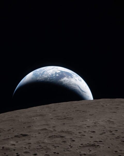 La Nasa dévoile une image spectaculaire d'un coucher de Terre capturé lors de la mission Artémis 2