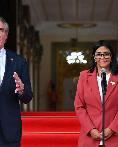 La politique autoritaire au Venezuela : l'exemple de Trump et les défis de la démocratie