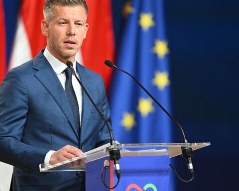 La victoire de Péter Magyar pourrait ouvrir une nouvelle perspective pour l'action climatique en Hongrie